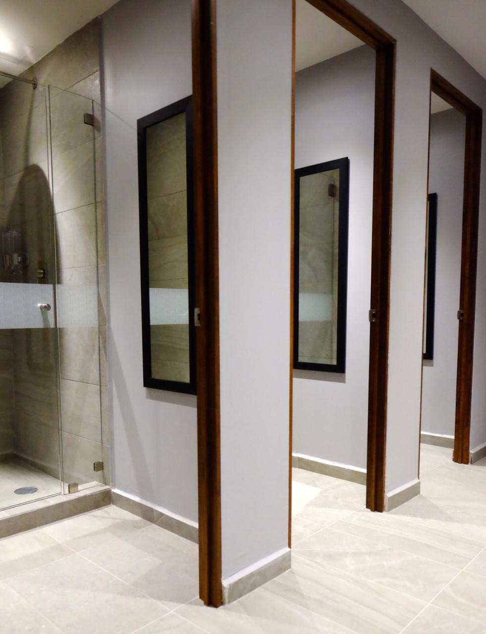 Izzzleep Aeropuerto Terminal 2 Hotell Mexico City Exteriör bild